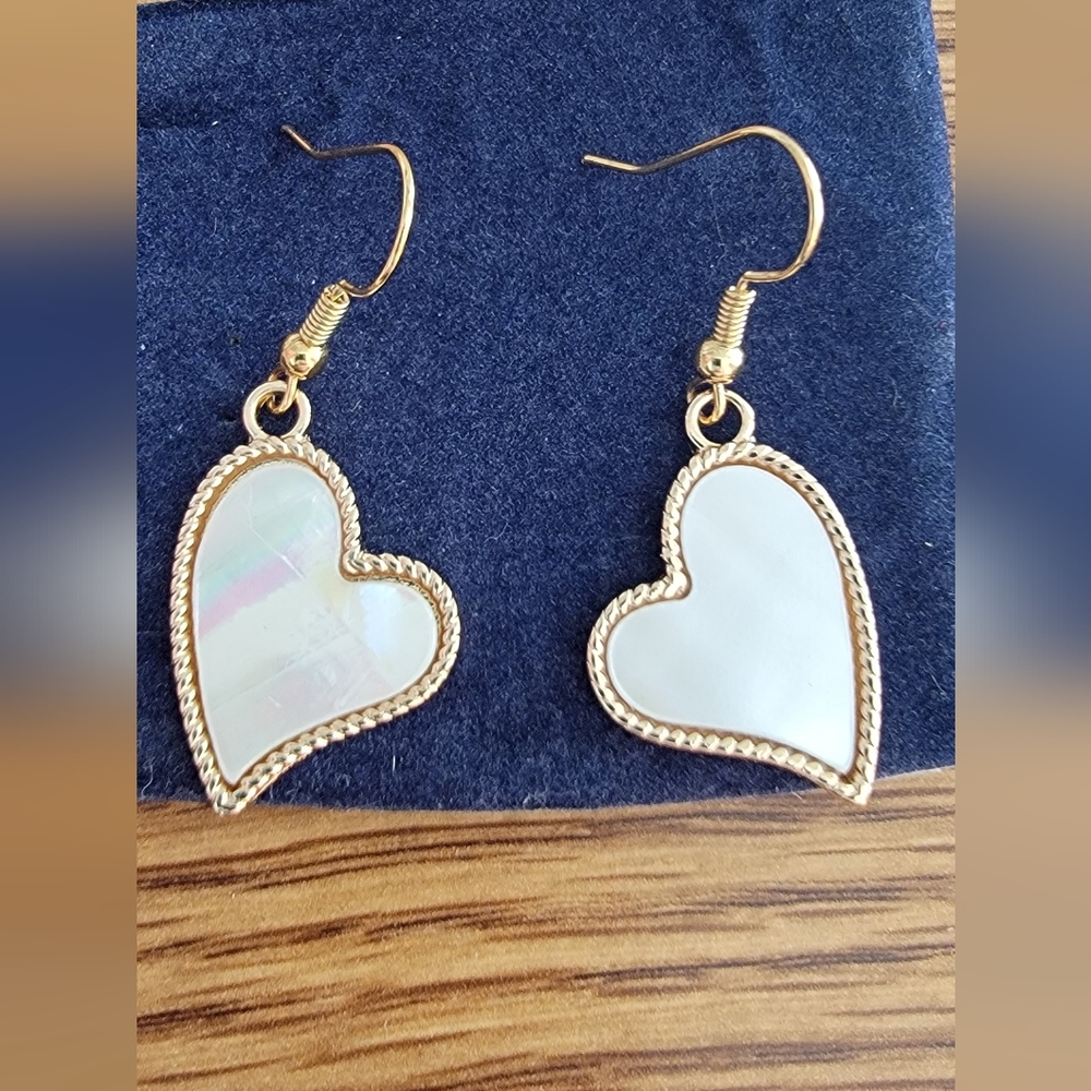 Hand crafted Shell & Metal Heart Earrings Trimmed in Goldtone Rope